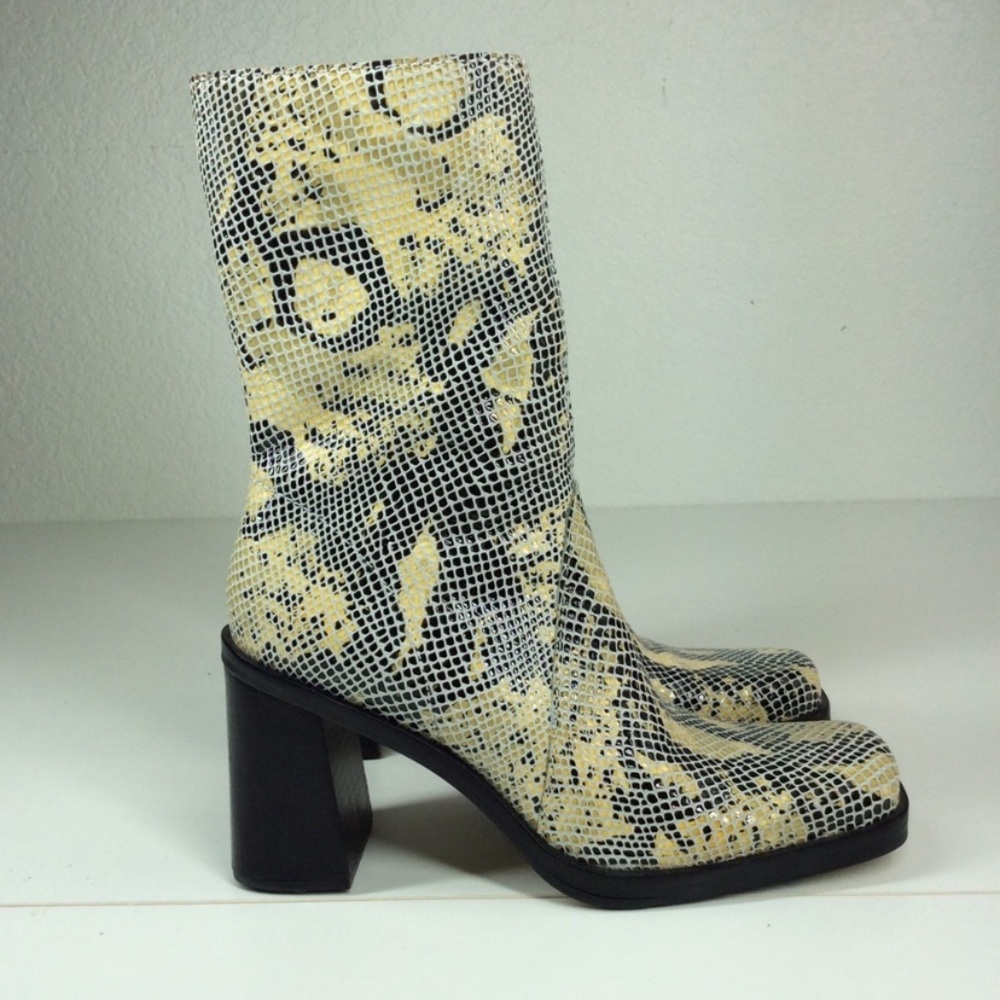 Mainframe Cream & Black Y2K Snakeskin Block Boots Square Toe Size: 6.5 - Picture 4 of 10